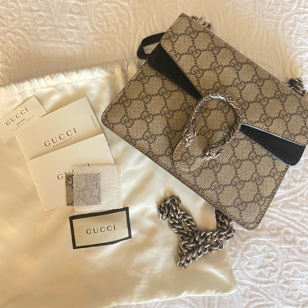 Gucci Dionysus GG Supreme Mini Bag